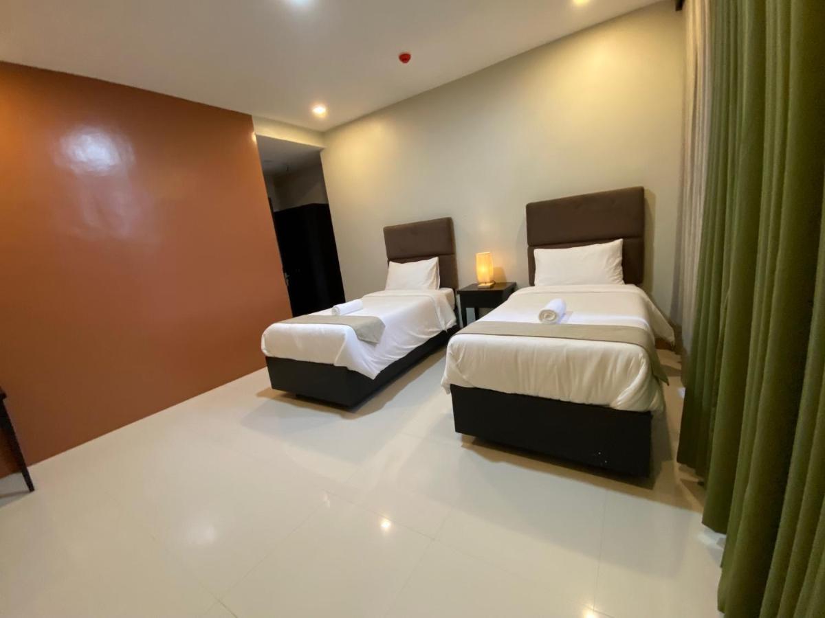 Eight Breeze Hotel Baclayon Exterior photo