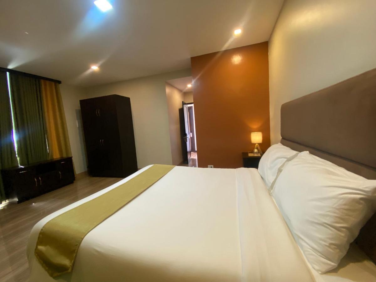 Eight Breeze Hotel Baclayon Exterior photo